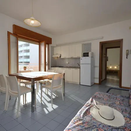 Mariella Apartament *