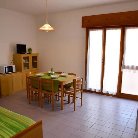 Apartament Mariella *
